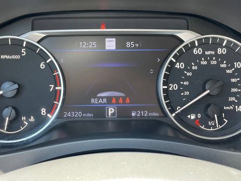 Certified 2023 Nissan Altima 2.5 SL FWD image 18