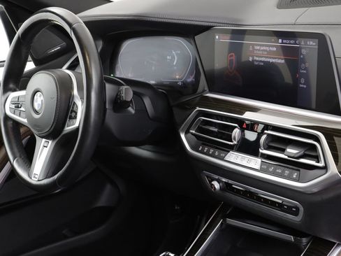 Used 2019 BMW X5 xDrive50i w/ M Sport Package AWD/4WD image 23