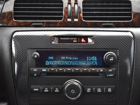 Used 2013 Chevrolet Impala LT FWD image 13