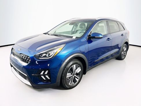 Used 2021 Kia Niro EX Premium image 3