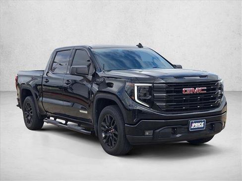 Used 2023 GMC Sierra 1500 Elevation w/ Preferred Package image 3