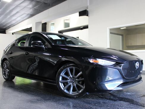 Used 2021 MAZDA MAZDA3 s FWD image 33