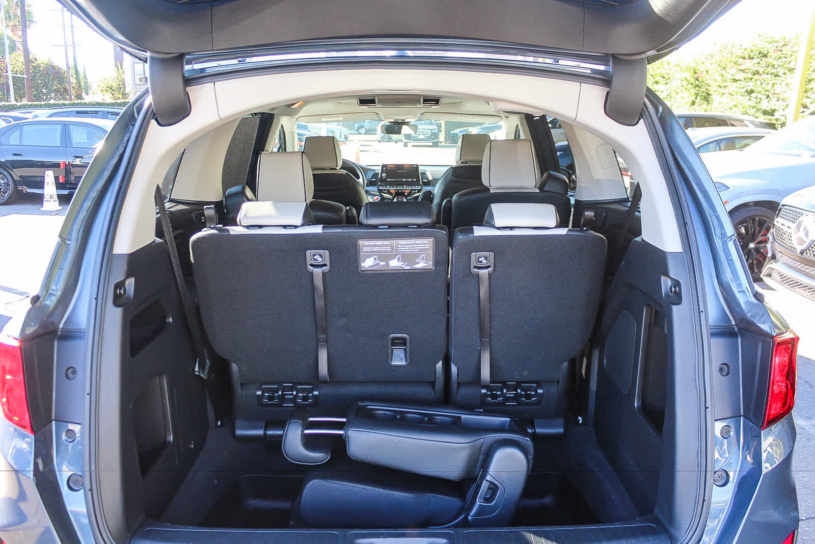 Used 2026 Honda Odyssey Elite image 30