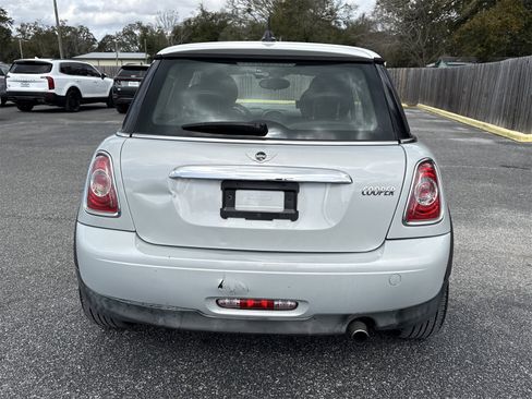 Used 2013 MINI Cooper Hardtop image 5