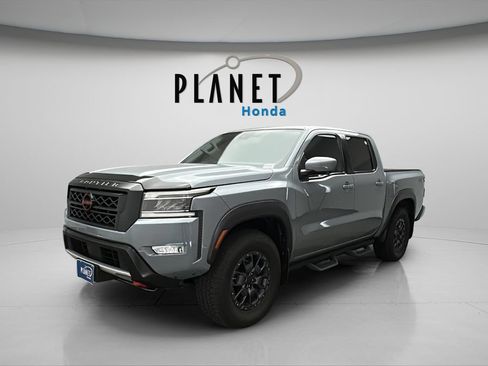 Used 2023 Nissan Frontier PRO-4X w/ Pro-4X Premium Package AWD/4WD image 10