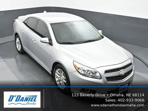 Used 2013 Chevrolet Malibu Eco w/ Navigation Package FWD image 20