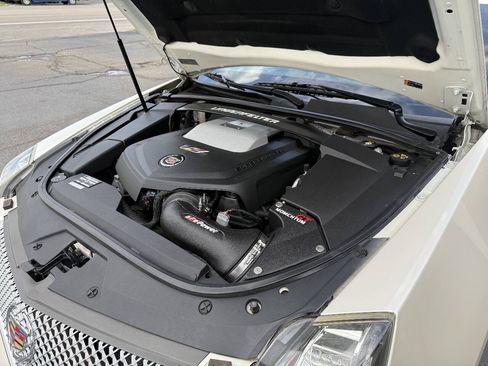 Used 2012 Cadillac CTS V RWD image 18
