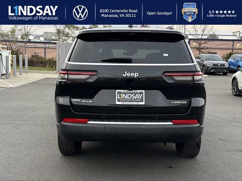 Used 2023 Jeep Grand Cherokee L Limited w/ Luxury Tech Group II image 3