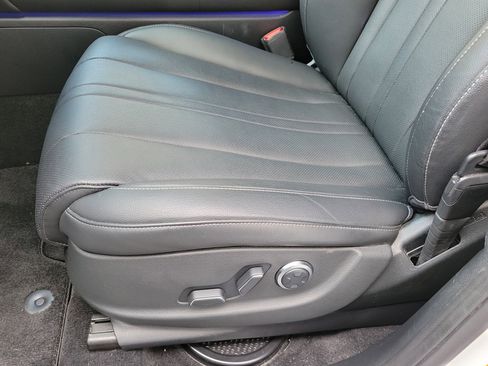 Used 2025 Genesis GV80 2.5T Standard image 10