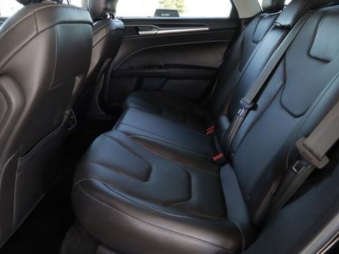 Used 2014 Ford Fusion Titanium image 33