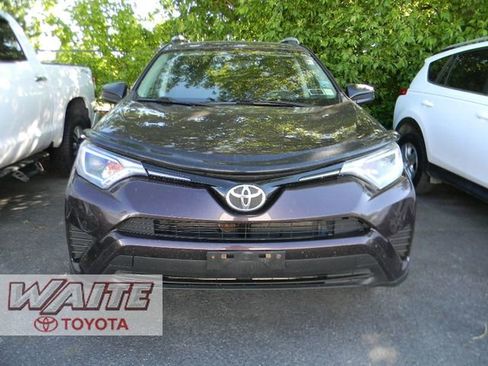Used 2016 Toyota RAV4 LE AWD/4WD image 3