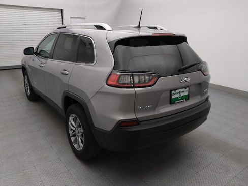 Used 2019 Jeep Cherokee Latitude Plus w/ Comfort/Convenience Group image 5