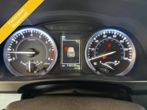 Used 2017 Toyota Highlander Limited Platinum AWD/4WD image 10