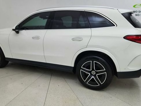 Used 2025 Mercedes-Benz GLC 300 4MATIC image 7