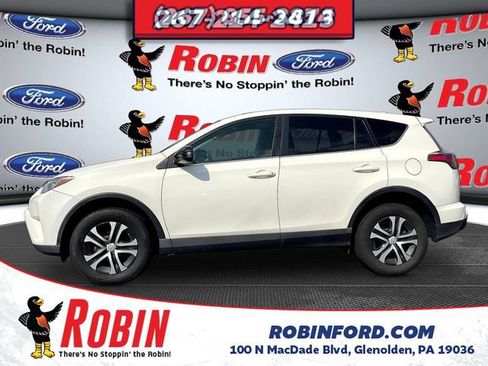 Used 2018 Toyota RAV4 LE w/ All Weather Liner Package AWD/4WD image 4
