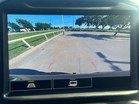 Used 2021 Chevrolet Silverado 1500 LT w/ Texas Edition Plus RWD image 11