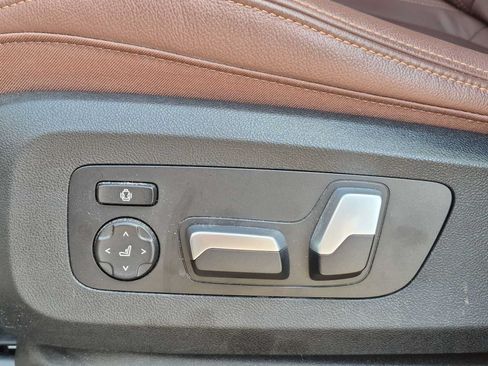 Used 2021 BMW X5 xDrive40i w/ Premium Package AWD/4WD image 18
