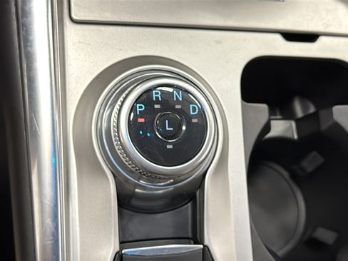 Used 2023 Ford Explorer XLT w/ Equipment Group 202A AWD/4WD image 18