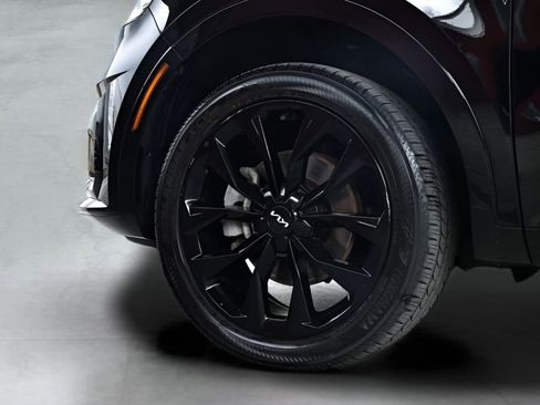 Used 2022 Kia Sorento SX image 12