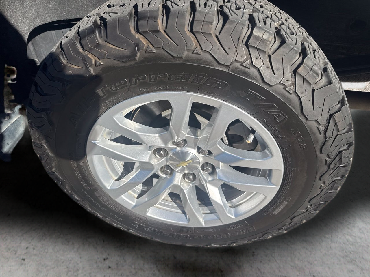 Used 2020 Chevrolet Silverado 1500 LT w/ All-Star Edition AWD/4WD image 12
