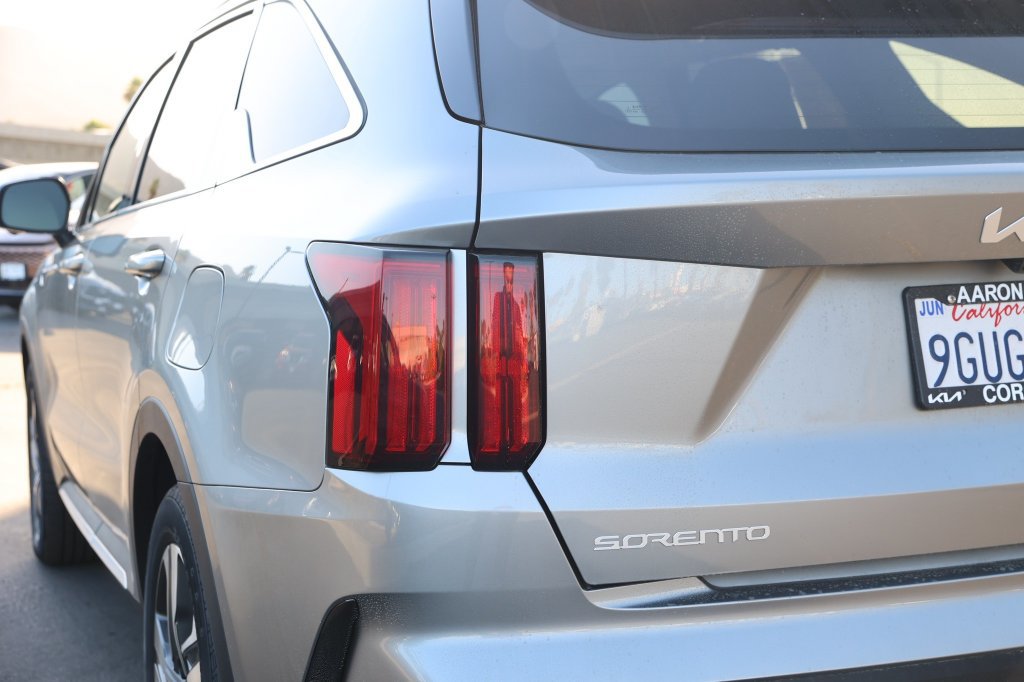 Used 2023 Kia Sorento SX Prestige AWD/4WD image 16