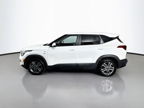 Used 2021 Kia Seltos LX AWD/4WD image 6