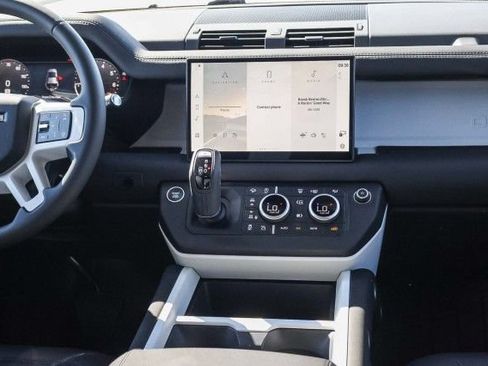 Certified 2025 Land Rover Defender 110 S AWD/4WD image 15