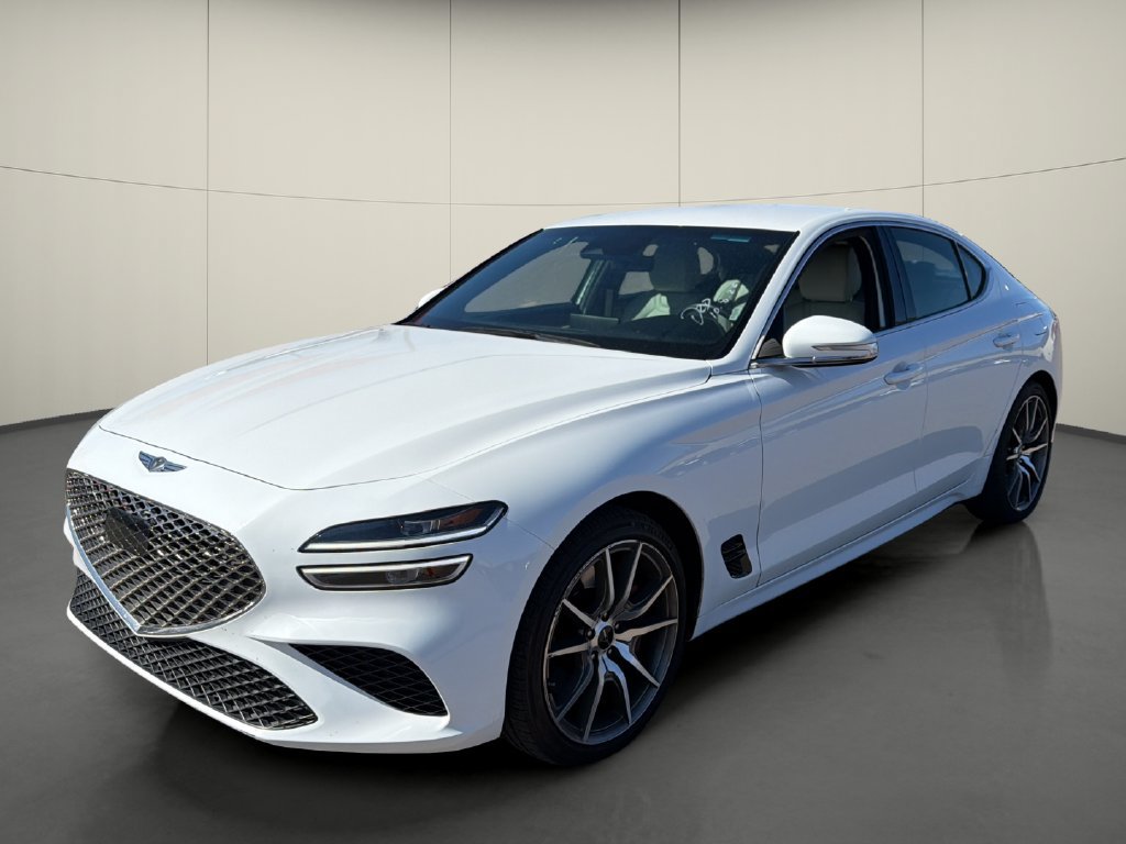 Used 2025 Genesis G70 2.5T RWD image 3