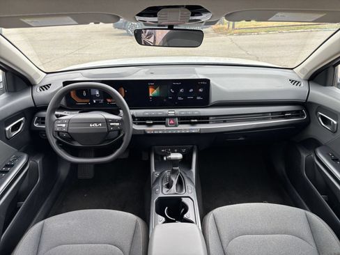 Used 2025 Kia K4 FWD image 31