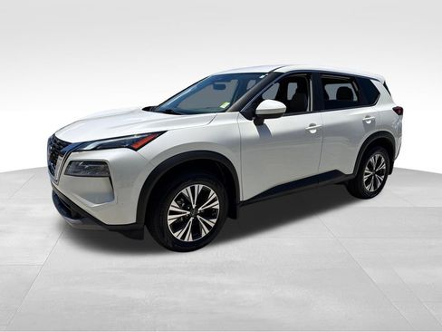 Used 2023 Nissan Rogue SV FWD image 3