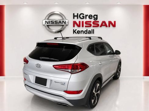 Used 2017 Hyundai Tucson Sport AWD/4WD image 4
