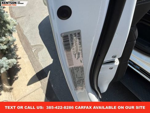 Used 2025 Jeep Wagoneer L Series III image 43