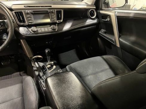 Used 2014 Toyota RAV4 XLE image 20
