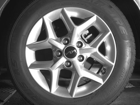 Used 2025 Kia Soul LX w/ LX Technology Package FWD image 23