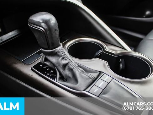 Used 2023 Toyota Camry SE image 36