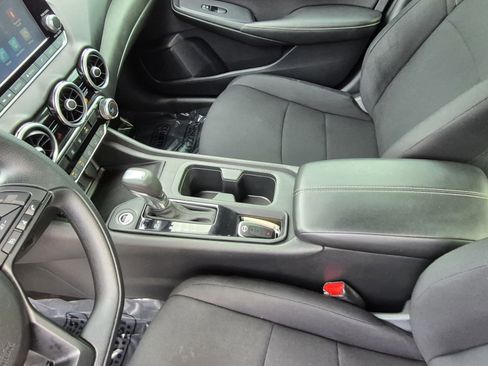 Certified 2024 Nissan Sentra S FWD image 21