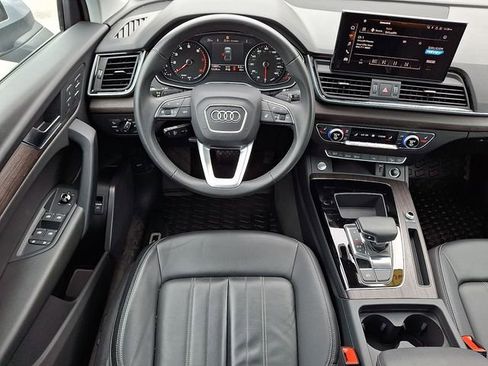 Certified 2023 Audi Q5 2.0T Premium w/ Convenience Package image 11