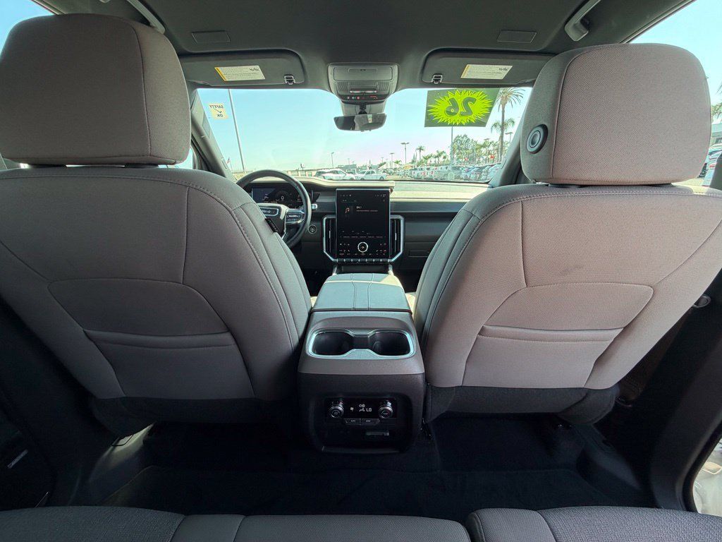 Used 2026 GMC Acadia Elevation FWD image 14