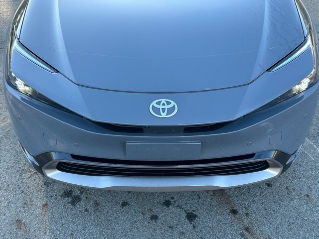 Used 2024 Toyota Prius Limited w/ Limited Premium Package AWD/4WD image 16
