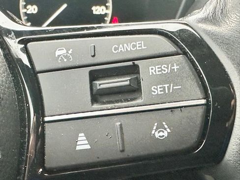 Used 2024 Honda HR-V Sport image 11