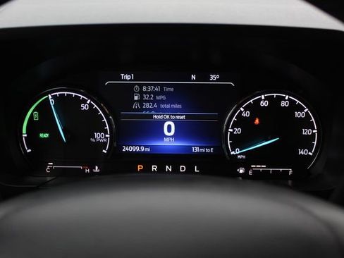 Used 2023 Ford Maverick Lariat w/ Lariat Luxury Package image 28