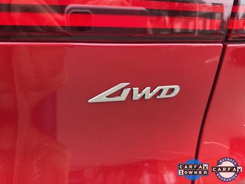 Used 2025 Genesis GV70 2.5T Sport Prestige w/ Sport Prestige Package image 11