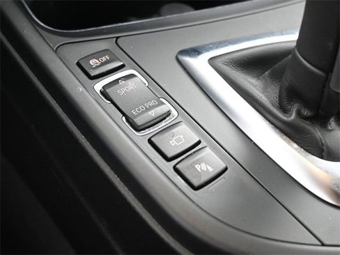 Used 2016 BMW 428i Convertible image 4