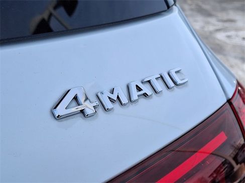 Certified 2022 Mercedes-Benz GLE 580 4MATIC w/ Night Package image 33