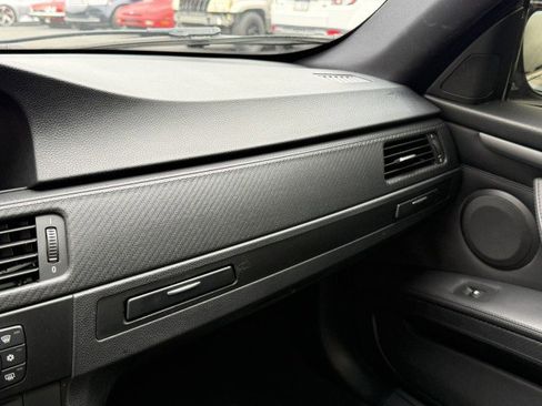 Used 2012 BMW M3 Coupe w/ Premium Pkg image 23