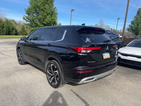 Used 2022 Mitsubishi Outlander SE AWD/4WD image 6