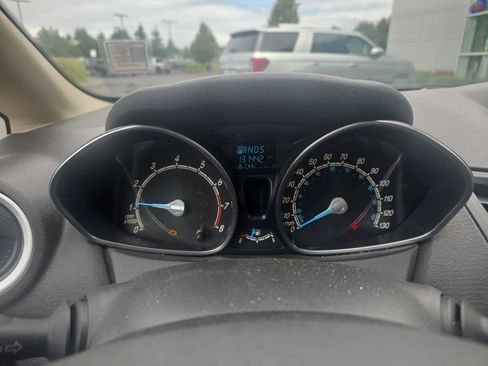 Used 2014 Ford Fiesta SE FWD image 13