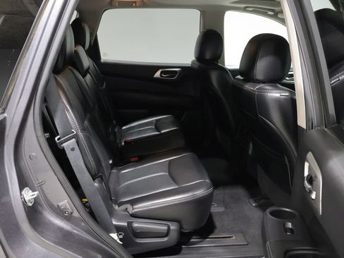 Used 2017 Nissan Pathfinder Platinum AWD/4WD image 20