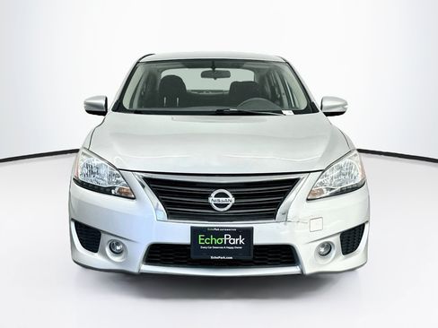 Used 2015 Nissan Sentra SR FWD image 2
