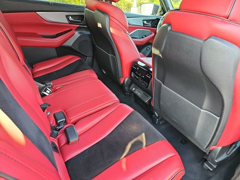 Used 2022 Acura MDX A-Spec AWD/4WD image 11